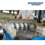 Petite machine à découper la glace